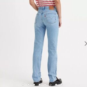 Levi's Women's Light Blue Straight Leg Jeans